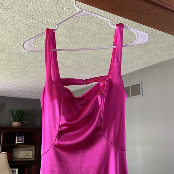 Hot pink Dillards collection formal/prom dress - Picture 4 of 4